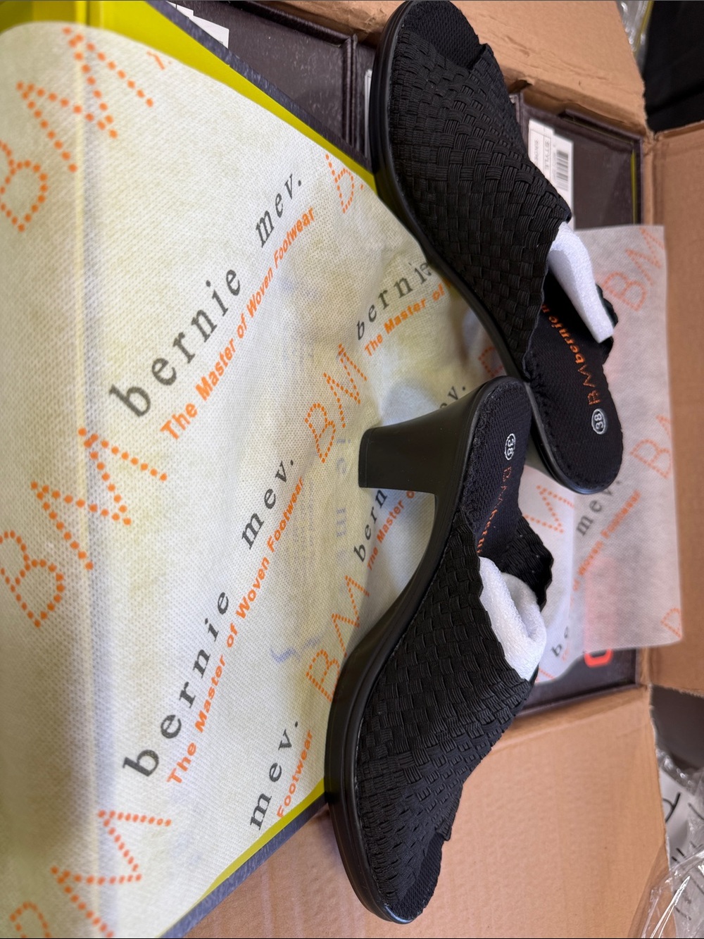 bernie mev. Black Woven Slip-On Mules with Low Heel sun chesca